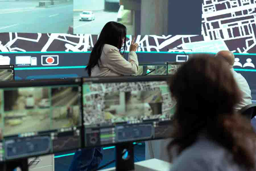Docentes Tec y empresas discuten avances de la IA