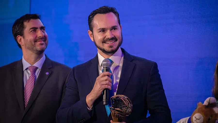 Eduardo Agui&ntilde;aga es profesor de la EGADE Business School en Monterrey. Foto: Alejandro Salazar