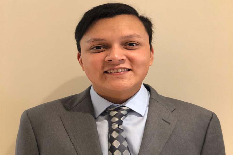 Eduardo Sáenz creador del filtro de agua y estudiante de primer semestre de Ingeniería Mecánica del campus Chihuahua