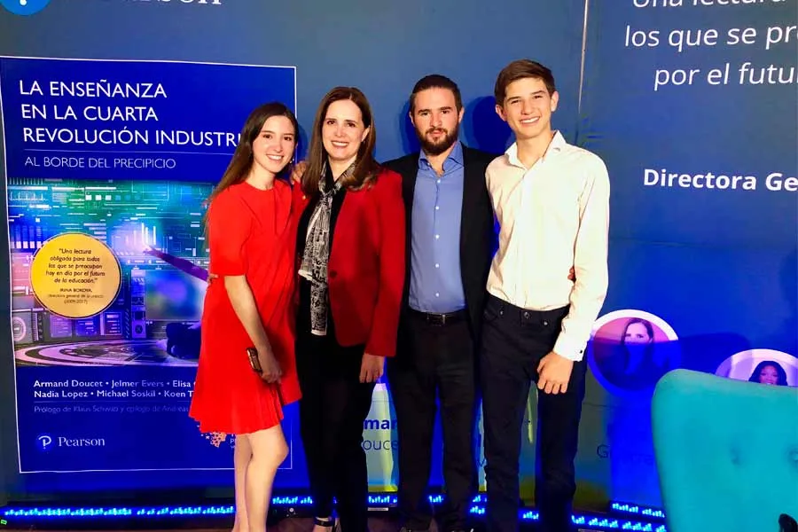 Elisa Guerra dio sus primeros pasos en la ense&ntilde;anza educando a sus hijos en la sala de su casa.