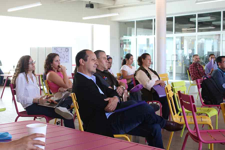 Tec Guadalajara realiza encuentro estatal con organizaciones no gubernamentales para analizar estigmas de la migraci&oacute;n. 