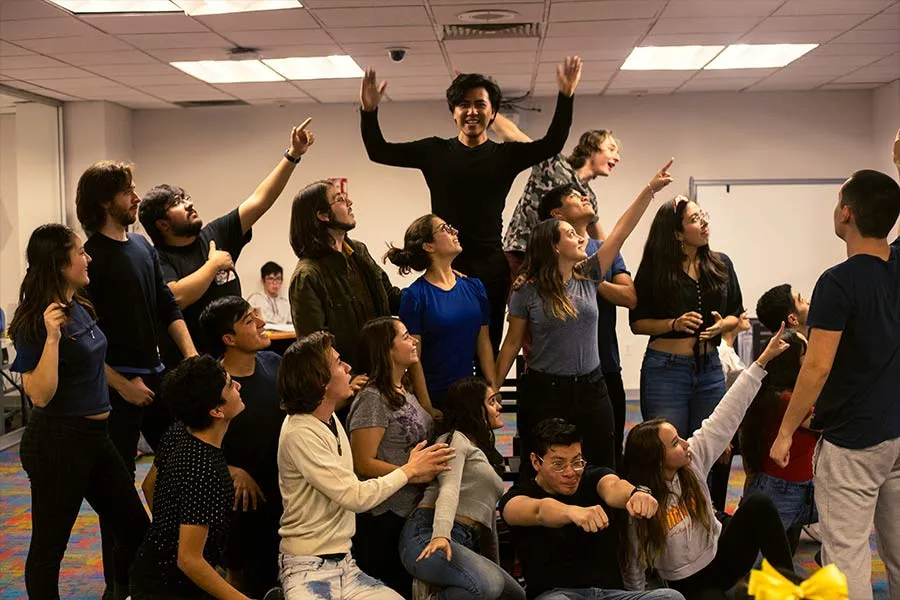 Los integrantes de la Compa&ntilde;&iacute;a de Cuarta durante un ensayo