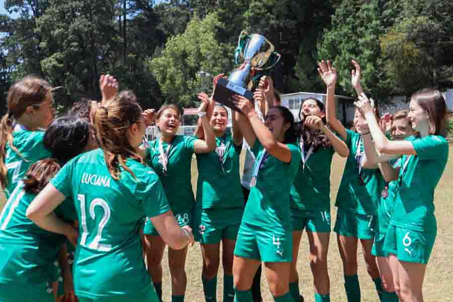 De entrenar en el patio de su escuela a campeona de Liga MX sub-19