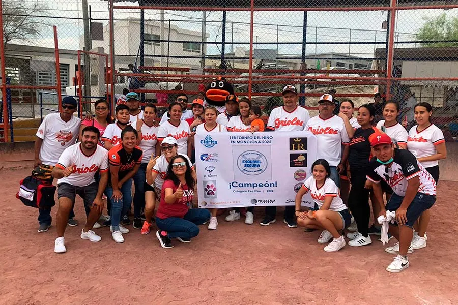 Equipo de beisbol infantil de estudiante Tec queda campe&oacute;n en torneo
