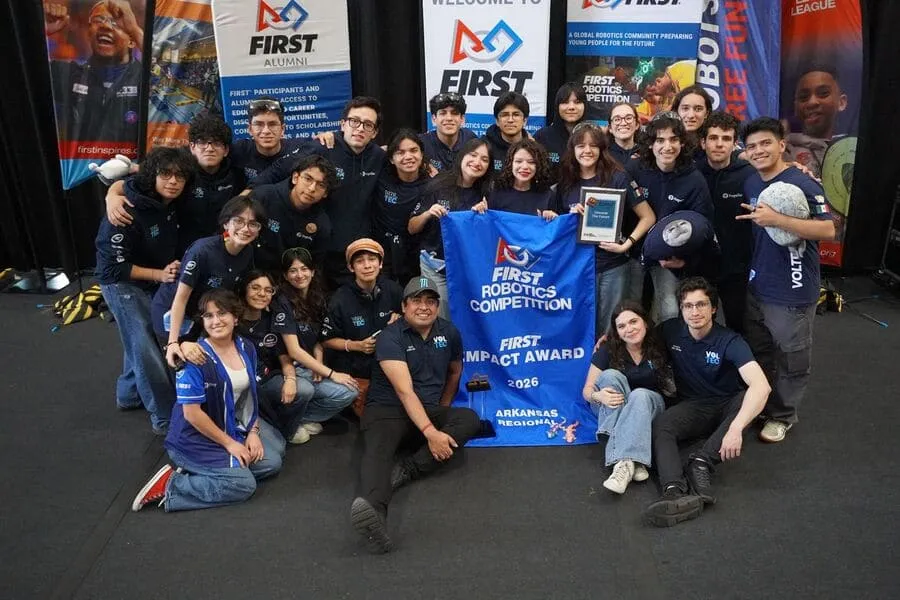 Equipo Voltec de la PrepaTec Eugenio Garza Lag&uuml;era.