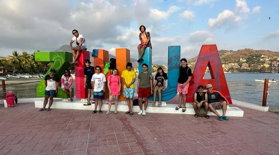 Estudiantes de Ingenier&iacute;a de Tec de Monterrey CDMX ayudan a la preservaci&oacute;n de ballenas en el estado de Guerrero