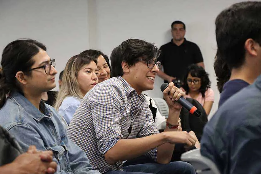 Estudiantes del campus Monterrey se dieron cita a la conferencia del fil&oacute;sofo Markus Gabriel.