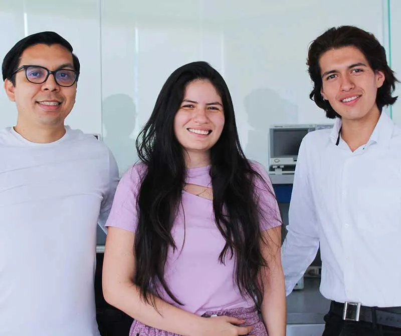 Estudiantes de ingenier&iacute;a del Tecnol&oacute;gico de Monterrey campus Cuernavaca publicaron un art&iacute;culo cient&iacute;fico en la revista "Research in Computing Science" del Instituto Polit&eacute;cnico Nacional, basado en&nbsp;la investigaci&oacute;n para el desarrollo de un&nbsp;sistema de reconocimiento para la lengua de se&ntilde;as (ASL).&nbsp;