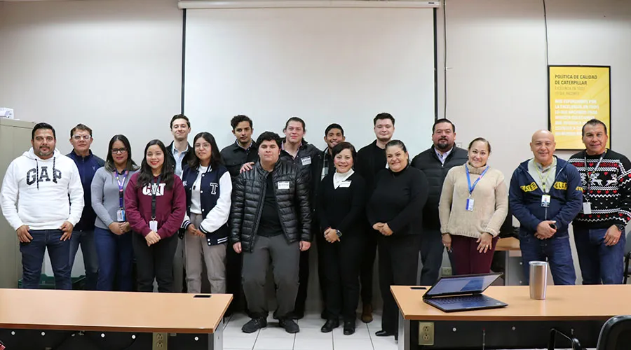 Estudiantes Tec proponen uso de tecnolog&iacute;as en Caterpillar