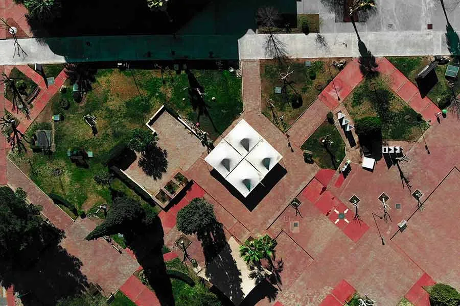 El Tecnológico de Monterrey campus Chihuahua obtiene la certificación STARS Plata, reconocimiento a sus esfuerzos en sostenibilidad.