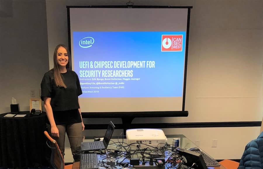 Margarita J&aacute;uregui, exalumna de Tecnolog&iacute;as Computacionales del Tec Guadalajara, trabaja de la mano de hackers