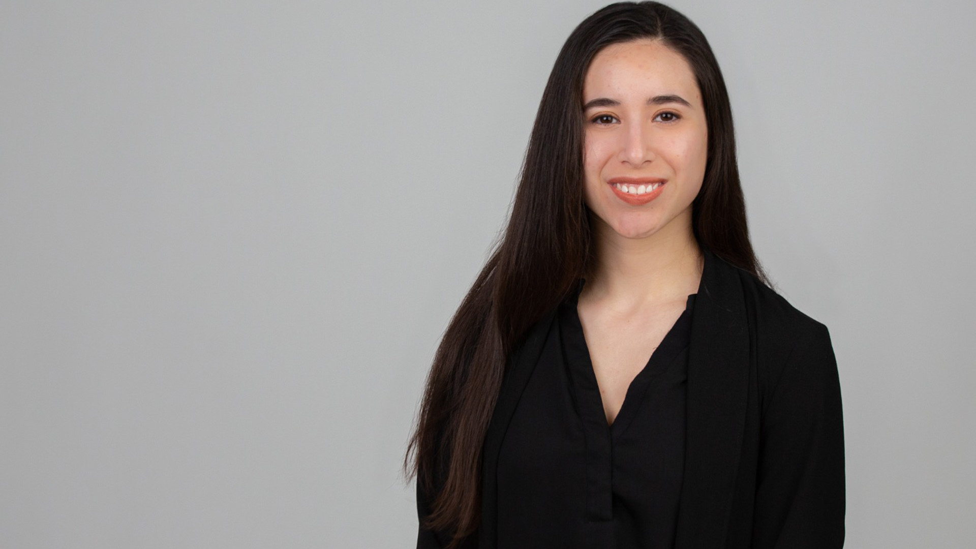 Karla Prieto, egresada de campus San Luis Potos&iacute;, se desempe&ntilde;a actualmente en el &aacute;rea de sostenibilidad