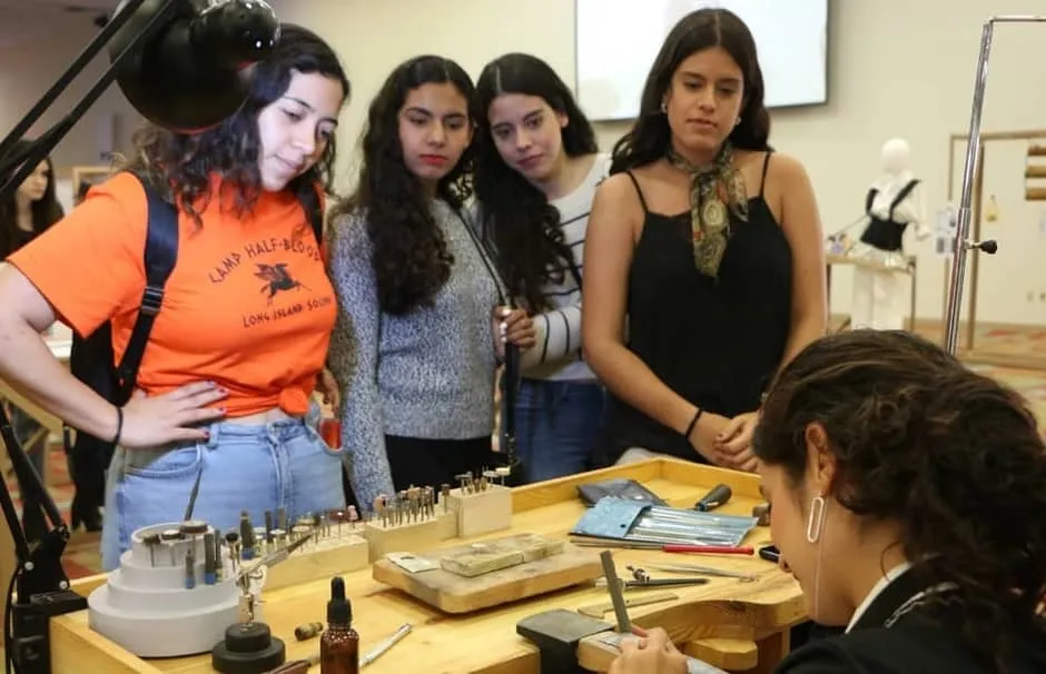 Exposici&oacute;n de proyectos de Dise&ntilde;o Industrial en Open Room Blackhaus