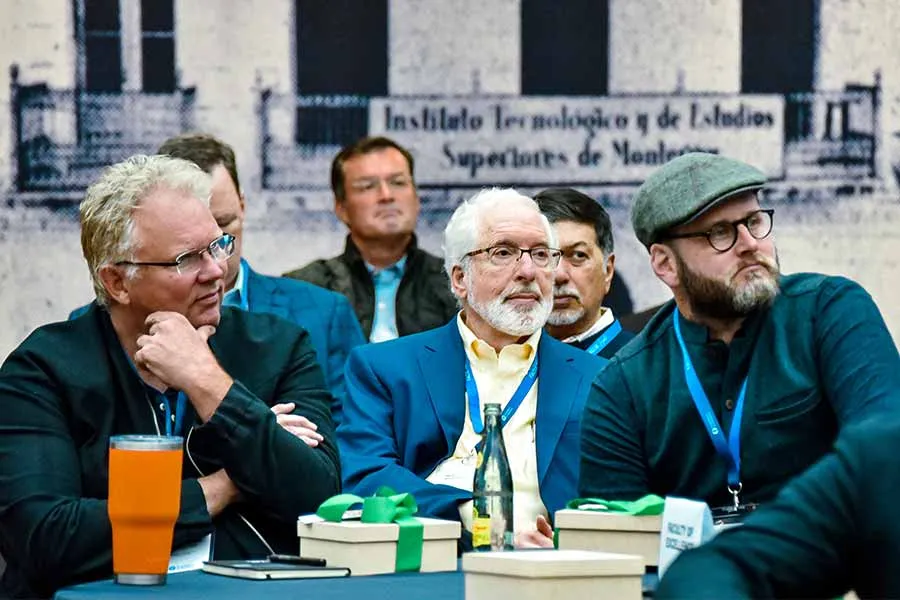 Rob Roggema, profesor distinguido del Tec, comparti&oacute; sus experiencias en M&eacute;xico como parte de la iniciativa Faculty of Excellence.