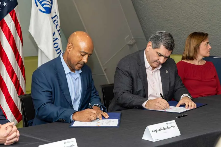 Los presidentes de ambas instituciones firmaron el acuerdo de colaboraci&oacute;n.
