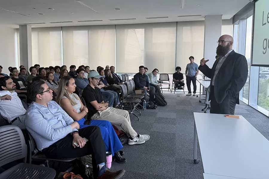 Fred Factory Summit en el campus Monterrey