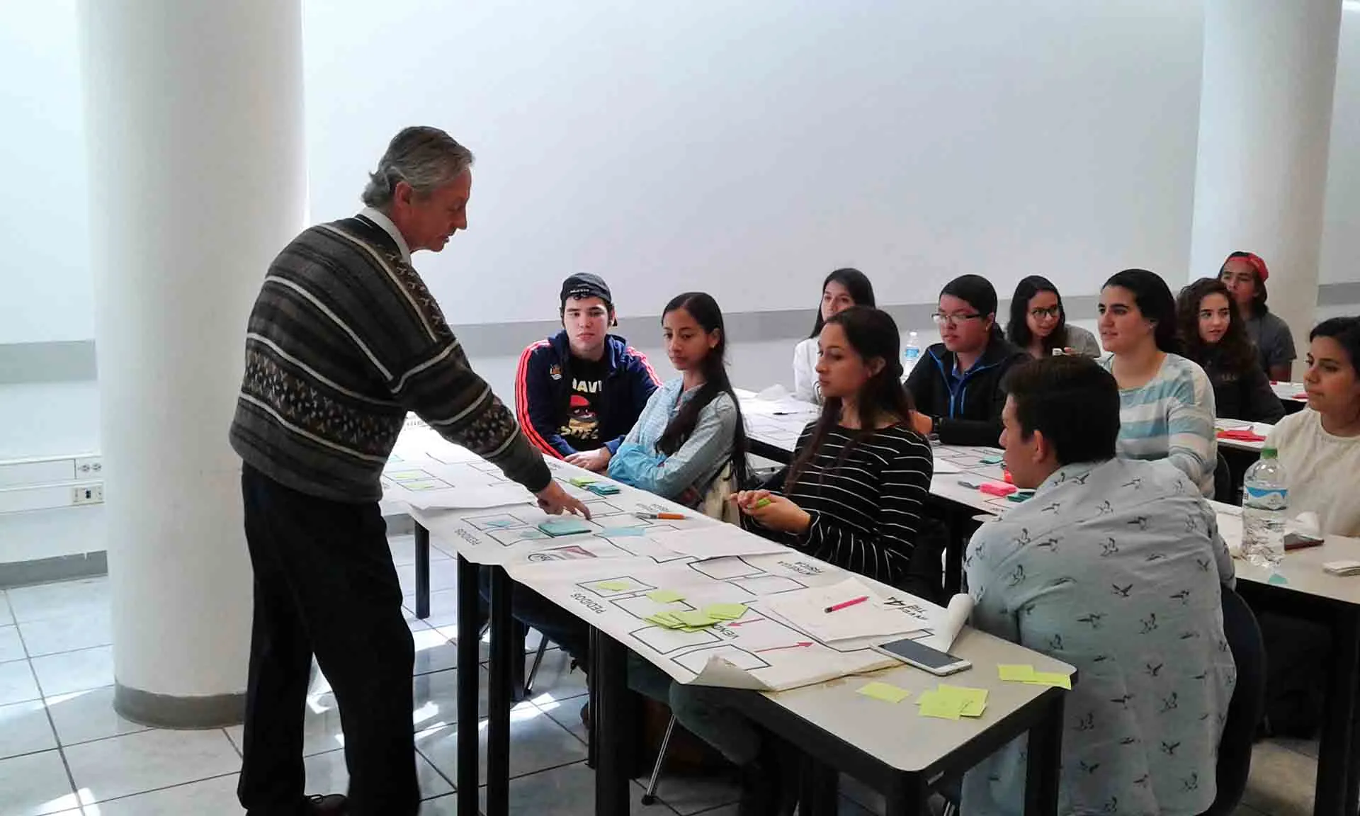 Profesor Galarza del Tec campus Quer&eacute;taro