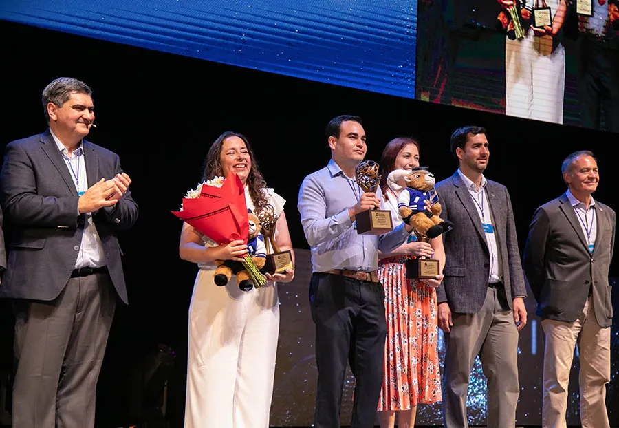 Durante la Reuni&oacute;n Nacional PrepaTec 2024 se entreg&oacute; el premio Profesor Inspirador