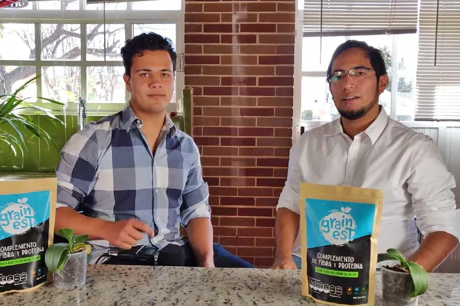 Javier y &Oacute;scar crearon la empresa Grainest.
