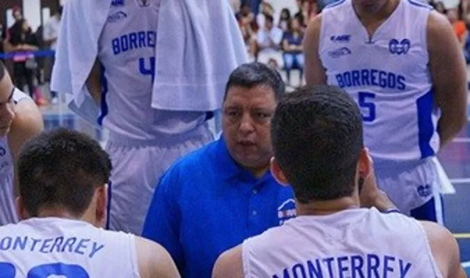 Por 30 a&ntilde;os Ignacio Moreno ha dirigido a los Borregos de Basquetbol. 