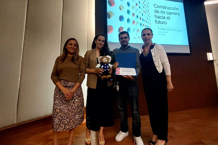 Accenture y Tec de Monterrey impulsan liderazgo en mujeres con mentor&iacute;as para estudiantes