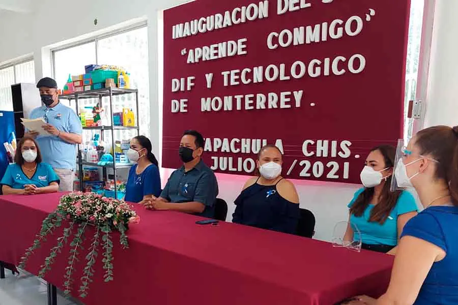 Inauguraci&oacute;n cl&iacute;nica del trastorno autista, DIF, Tec CEM
