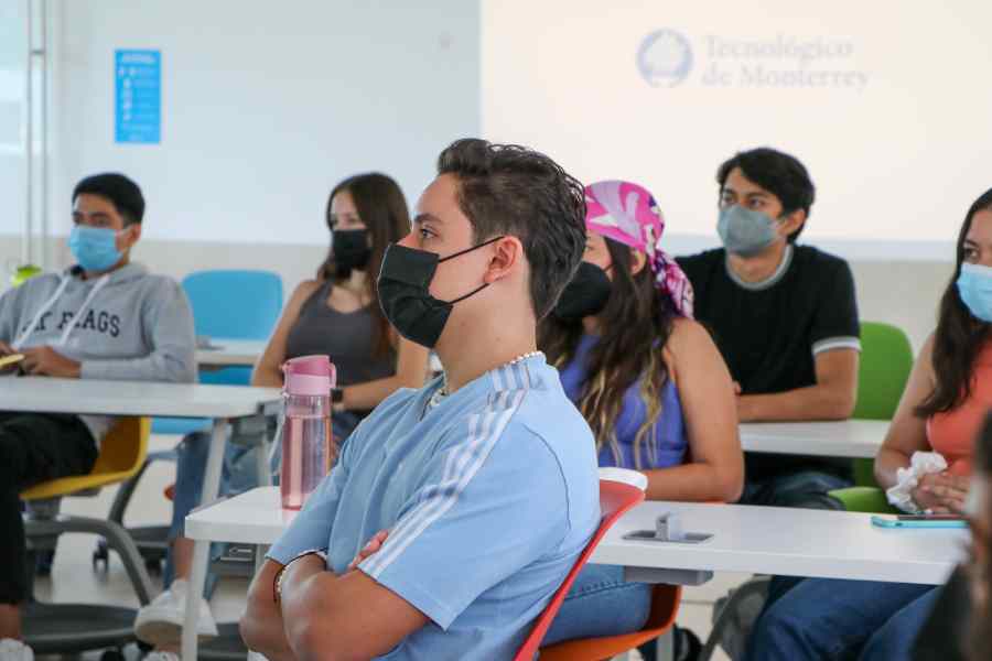 El Tec de Monterrey recomend&oacute; en el inicio de clases utilizar cubrebocas en espacios cerrados