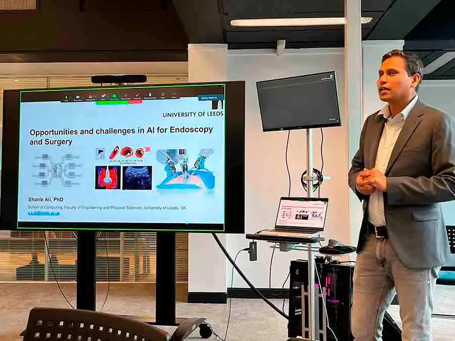 Inteligencia artificial y salud fue el tema principal de la vinculaci&oacute;n entre el Hub de IA del Tec y la Universidad de Leeds. 
