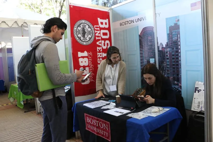 Intercambio estudiantil en el extranjero fortalece tu curr&iacute;culum