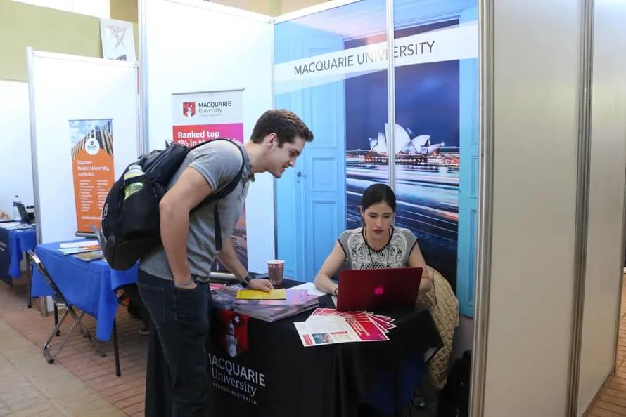 Intercambio estudiantil en el extranjero fortalece tu curr&iacute;culum