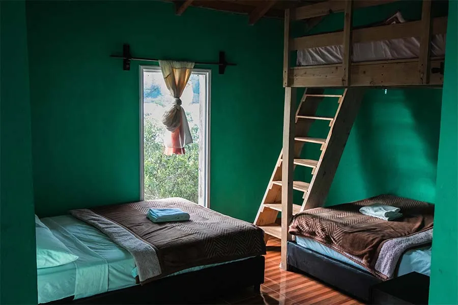 interior de las caba&ntilde;as