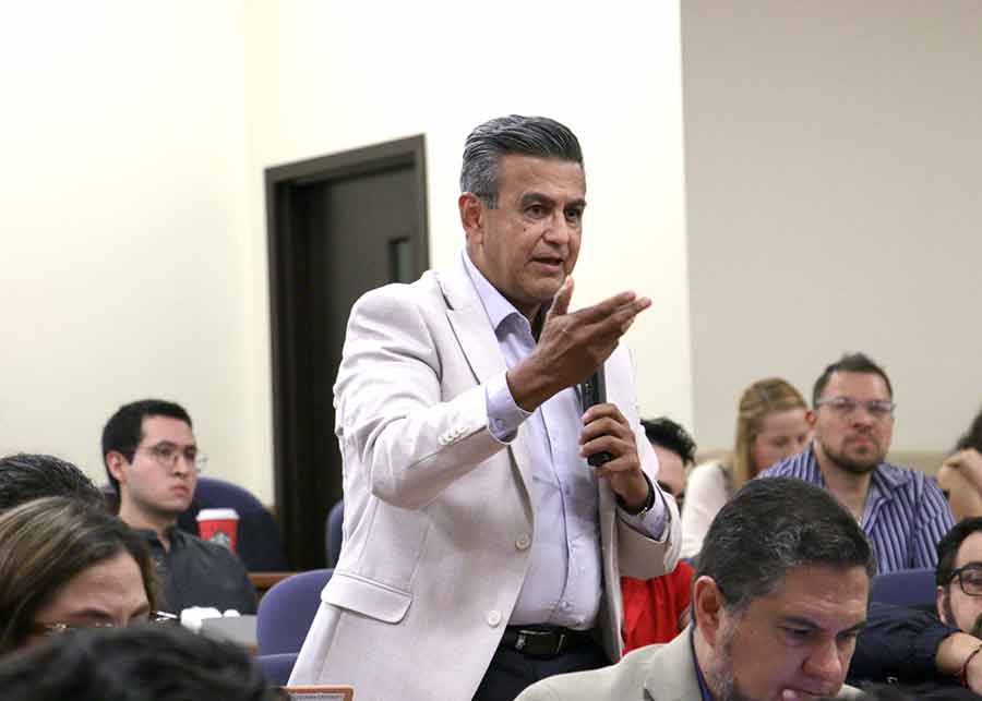 Investigaci&oacute;n en emprendimiento, tema del panel en Tec Guadalajara.