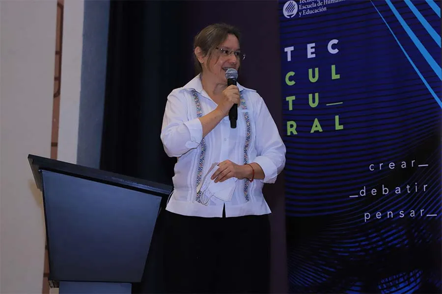 Irene Vallejo, la historia del libro y su posible extinci&oacute;n