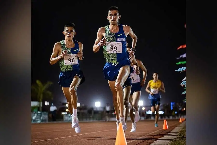 Jes&uacute;s Arturo Esparza es un maratonista con 16 a&ntilde;os de experiencia.