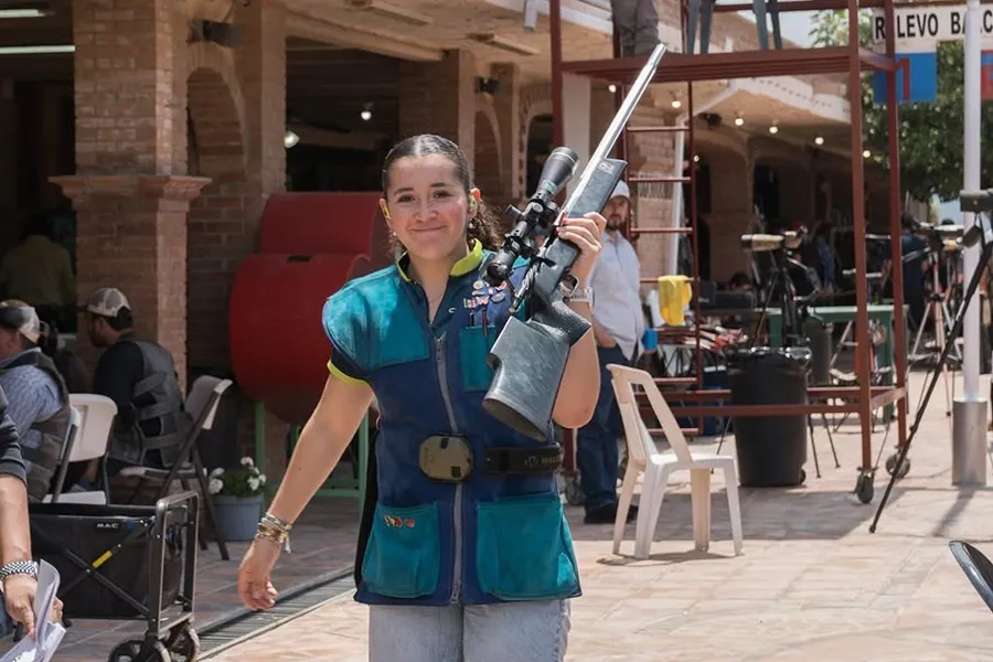 Jimena D&aacute;vila, campeona de tiro deportivo.