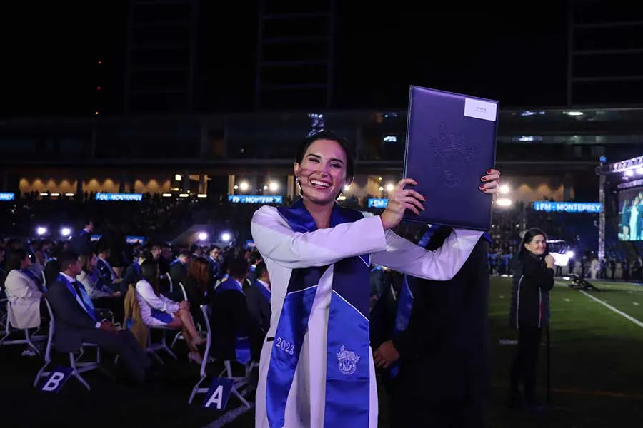 Jimena form&oacute; parte de la generaci&oacute;n que recibi&oacute; su t&iacute;tulo profesional el pasado el pasado 14 de diciembre en la Ceremonia de Graduaci&oacute;n de campus Monterrey.
