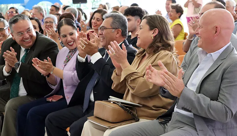 Jorge Morales Barud, fue reconocido por su liderazgo, impacto en el ámbito educativo y compromiso social, a lo largo de 40 años, con el Premio al Mérito EXATEC 2025 del Tecnológico de Monterrey, campus Cuernavaca.