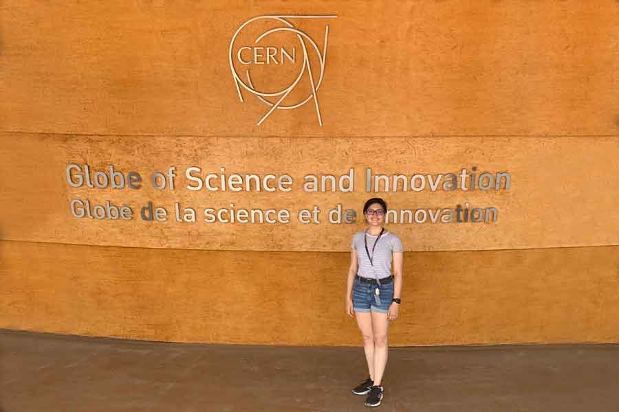 Karla Rodr&iacute;guez en el CERN.