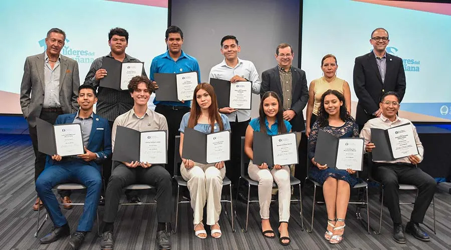 l&iacute;deres del ma&ntilde;ana del tec campus laguna