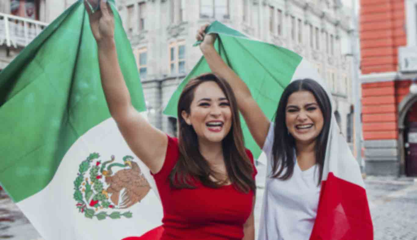 La Bandera nacional de M&eacute;xico, es uno de los tres s&iacute;mbolos patrios
