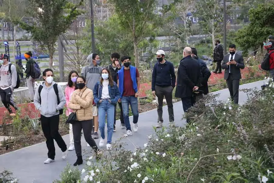 La comunidad pudo recorrer por primera vez las diferentes &aacute;reas que conforman el Parque Central