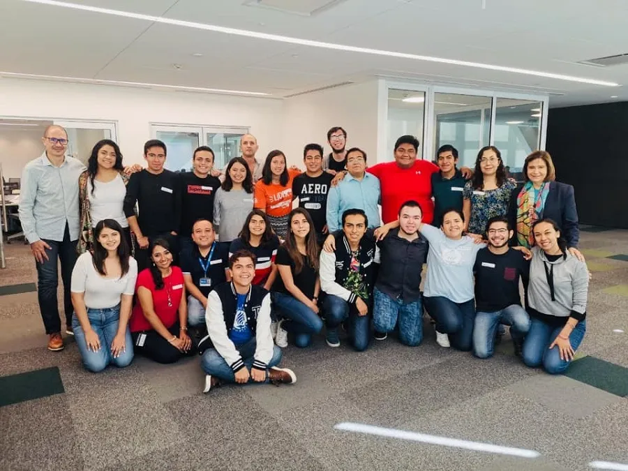 L&iacute;deres del Ma&ntilde;ana, curso Design Thinking.