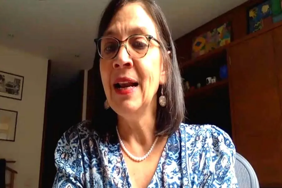 Maria Elena Garassini comparti&oacute; buenas pr&aacute;cticas para padres de familia.