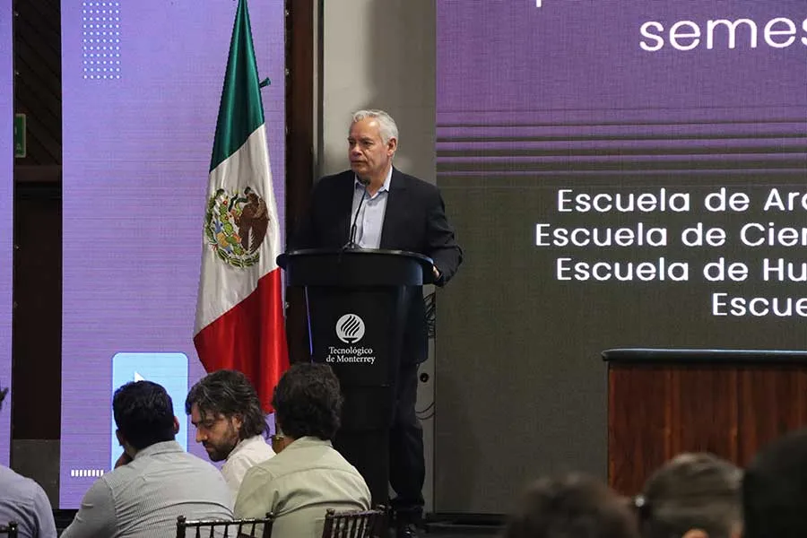 Mario Adri&aacute;n Flores Castro, campus Monterrey.
