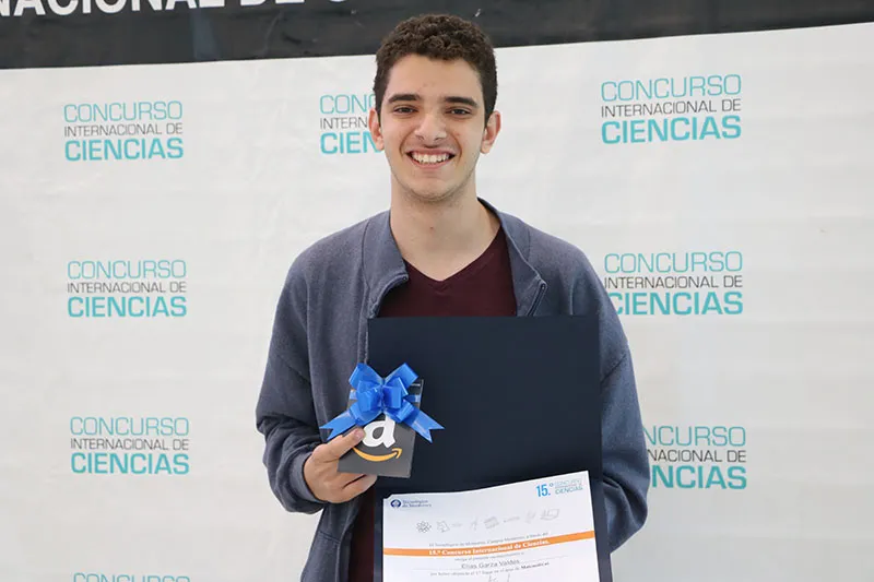 Ganador de Matem&aacute;ticas 15 Concurso Internacional de Ciencias