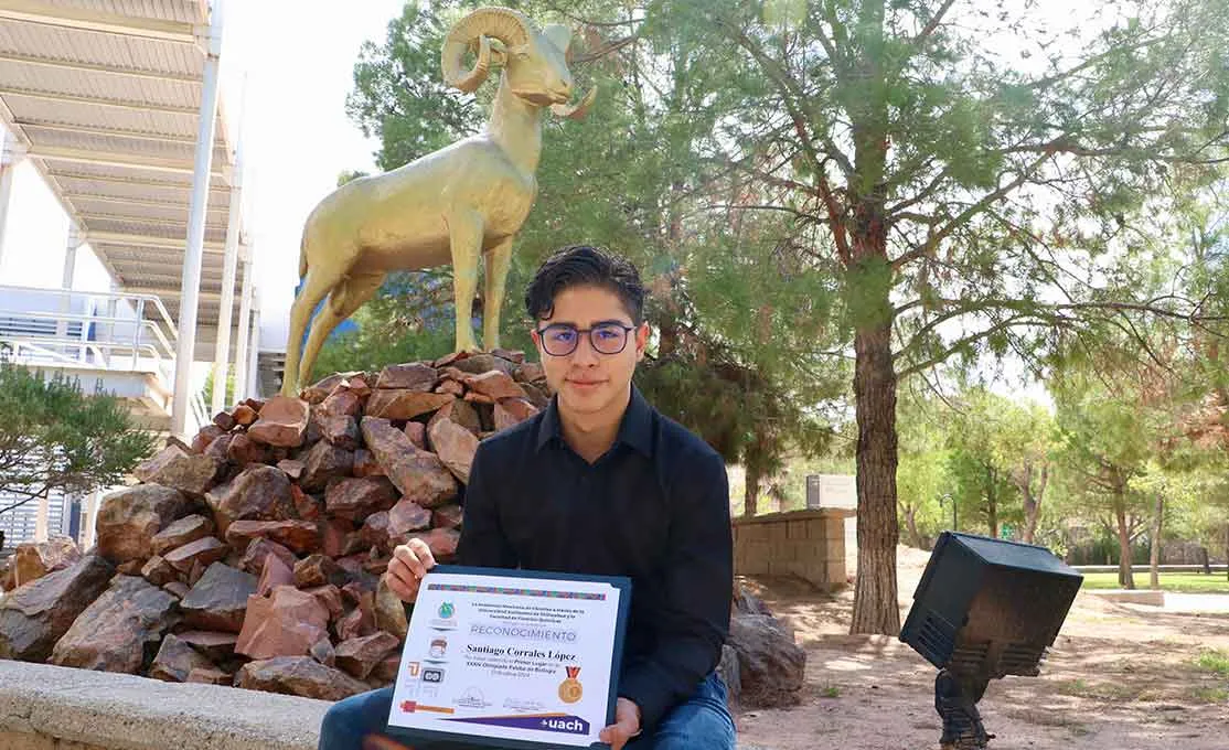 medalla-de-oro-para-alumno-juarense-en-olimpiada-estatal-de- biolog&iacute;a