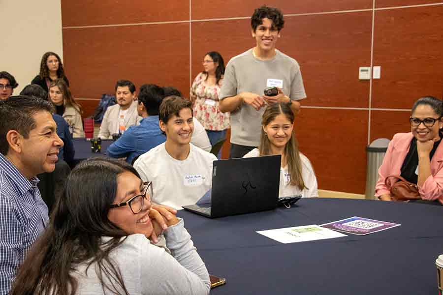 Mesas de di&aacute;logo sobre inteligencia artificial en el Tec Guadalajara. 