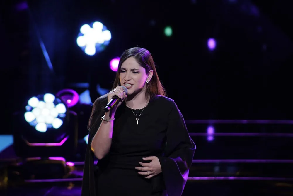 Montserrat Bernal egresada del Tec cautiv&oacute; en el programa La Voz