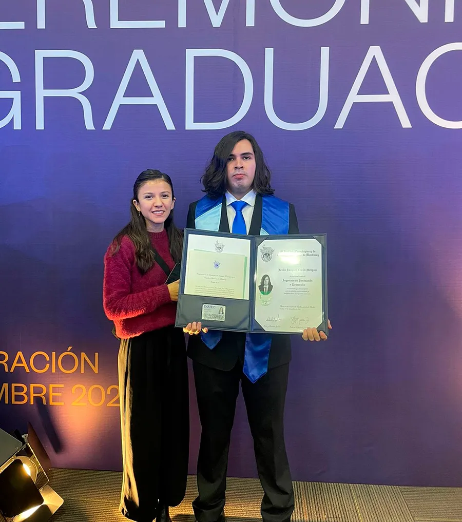 Joaqu&iacute;n recibi&oacute; apoyo del programa Tec Surfeando la Neurodiversidad