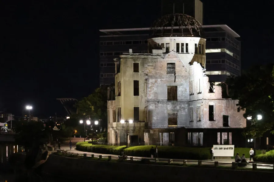 El Monumento de la Paz en Hiroshima, lugar donde anualmente los japoneses recuerdan a las v&iacute;ctimas de los bombardeos at&oacute;micos de 1945.